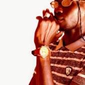 photostudio_1729978244998.jpg