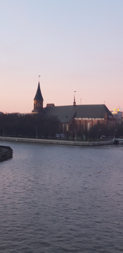 A Clear View Eastwards: Russia and Germany