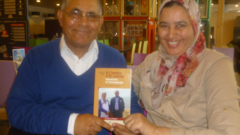 Mustapha Jmahri (et son épouse) présentant son autobiographie à Rennes