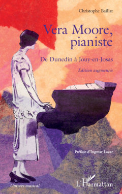 Vera Moore, pianiste